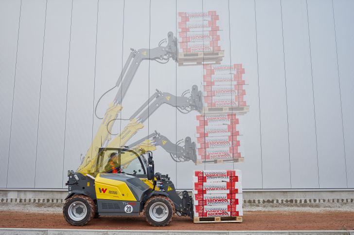 4M Telehandler - TH412 - Image 2