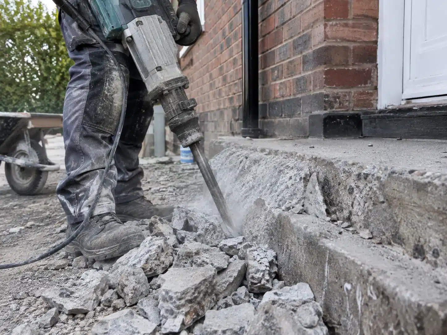 Electric Breaker Hire in Reading, Berkshire
