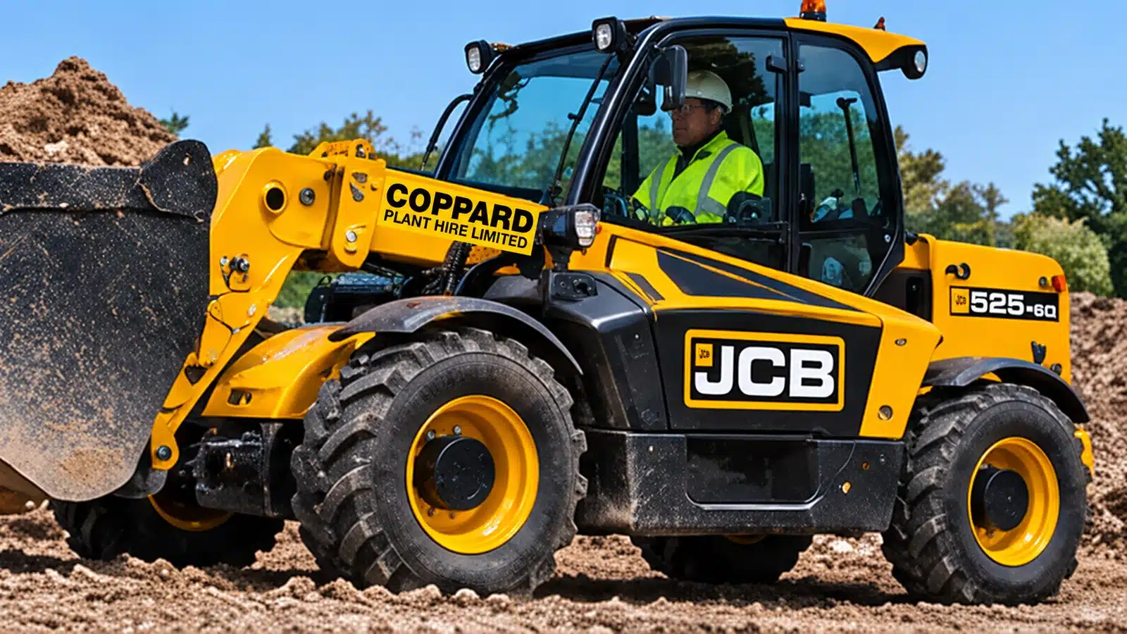 Telehandler bucket handling aggregate